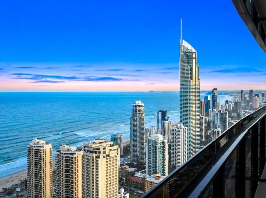 Exclusive Circle On Cavil Sub-Penthouse Luxury Apt - Hosted By Coastal Letting Gold Coast Exterior photo